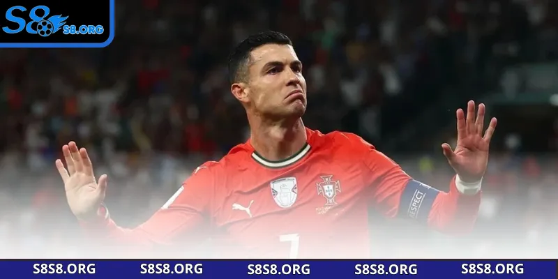 Sức ảnh hưởng của siêu sao Cristiano Ronaldo bên ngoài sân thi đấu